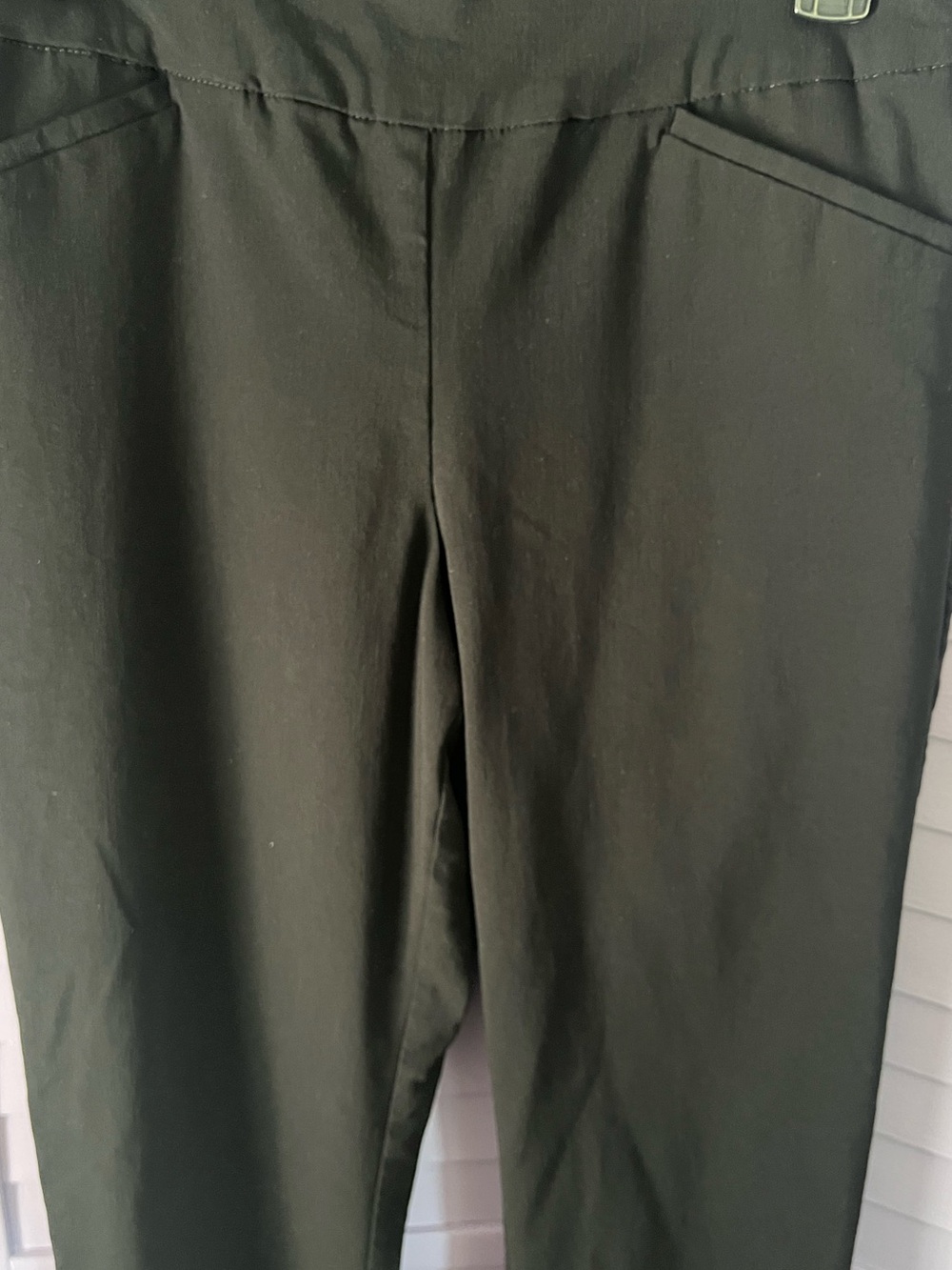 Talbots OutletBlack Women's Ponte Trousers. Straight leg easy pull. Size 8